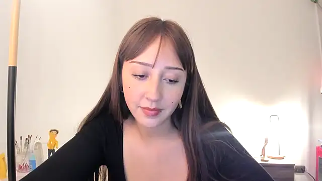 Snapshot of HeyTati chatting on December 19, 12:24 am HeyTati online show from December 19, 12:24 am
