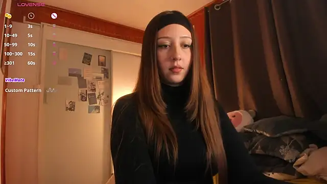 Snapshot of HeyTati chatting on May 30, 1:34 am HeyTati online show from May 30, 1:34 am
