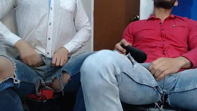 Snapshot of ethasteban27 chatting on February 19, 11:23 pm ethasteban27 online show from February 19, 11:23 pm