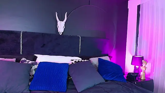 Aylen darkmoor online show from February 16, 7:45 pm