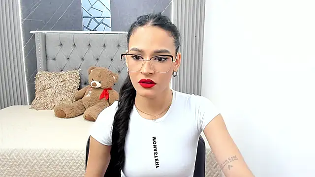 Snapshot of Susieeve chatting on November 12, 10:02 pm Susieeve online show from November 12, 10:02 pm