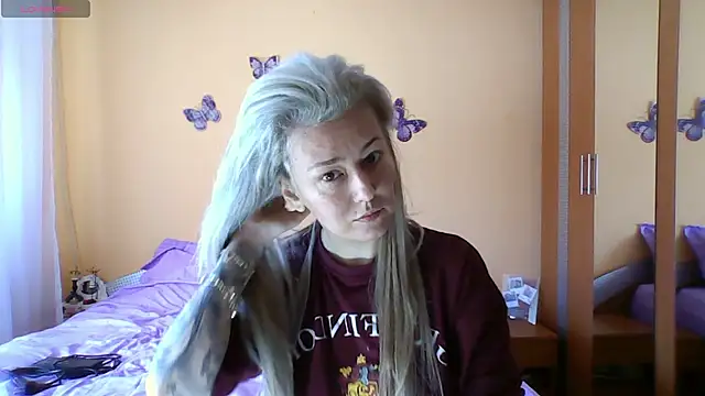 Alicia007 online show from February 19, 8:00 am