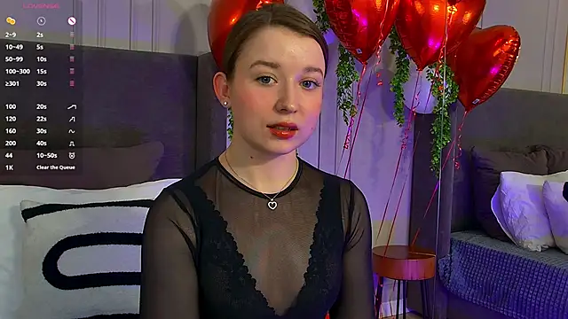 Snapshot of MichelleHaynes chatting on February 17, 2:17 pm MichelleHaynes online show from February 17, 2:17 pm