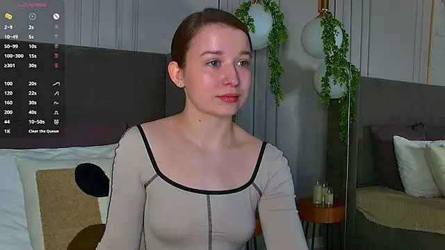 Snapshot of MichelleHaynes chatting on March 13, 2:55 pm MichelleHaynes online show from March 13, 2:55 pm