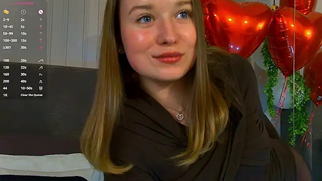 Snapshot of MichelleHaynes chatting on February 18, 6:37 pm MichelleHaynes online show from February 18, 6:37 pm