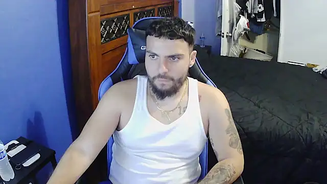 Snapshot of MasterKvn chatting on March 11, 8:30 am MasterKvn online show from March 11, 8:30 am