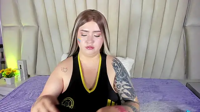 Snapshot of Victoria_Rossy chatting on June 17, 9:47 pm Victoria Rossy online show from June 17, 9:47 pm