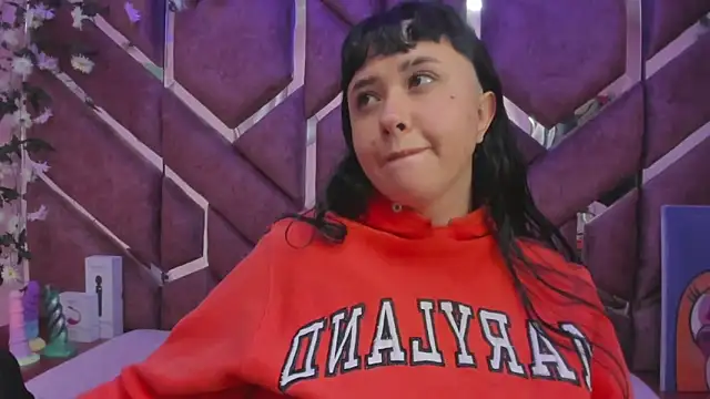 Victoria Rossy online show from February 3, 8:14 pm