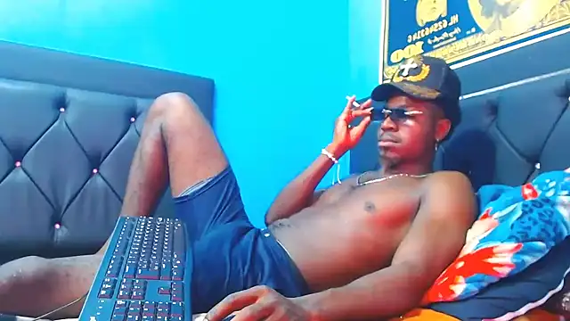 jaycolinss online show from January 18, 8:51 am