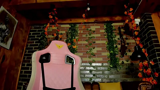 lunula angels online show from January 30, 9:58 pm