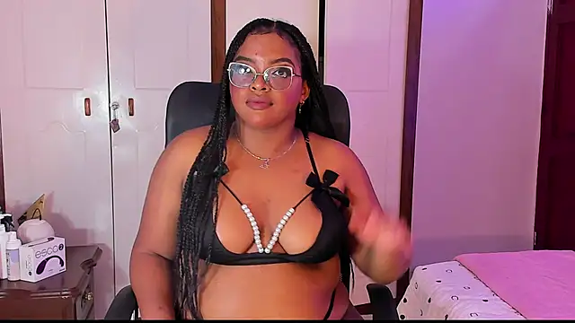 Snapshot of conielaurenth chatting on September 12, 2:50 pm conielaurenth online show from September 12, 2:50 pm