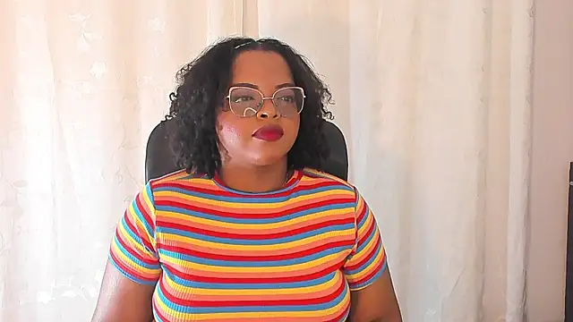 Snapshot of conielaurenth chatting on November 9, 8:24 pm conielaurenth online show from November 9, 8:24 pm