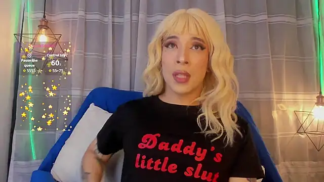 Snapshot of Nyx__Blackwood chatting on January 14, 3:32 am Nyx Blackwood online show from January 14, 3:32 am