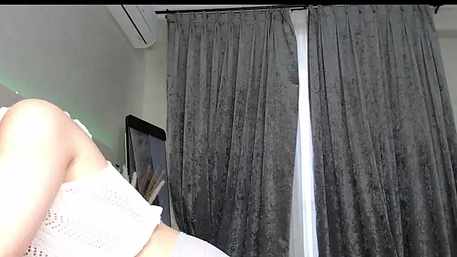 Snapshot of MiaRie chatting on May 6, 4:16 am MiaRie online show from May 6, 4:16 am