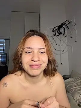 AgnesCampp online show from November 14, 4:43 pm