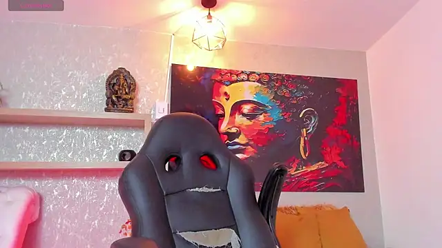 namastecute online show from December 12, 8:10 pm