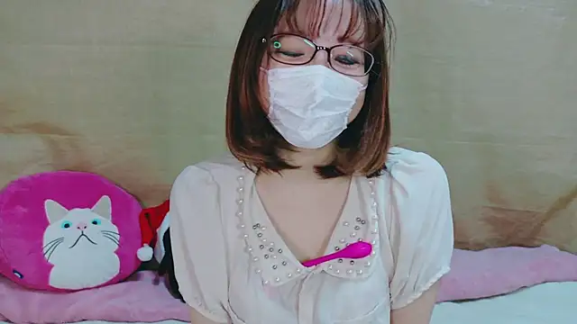 Snapshot of Arisa_san__ chatting on December 27, 11:42 pm Arisa san online show from December 27, 11:42 pm