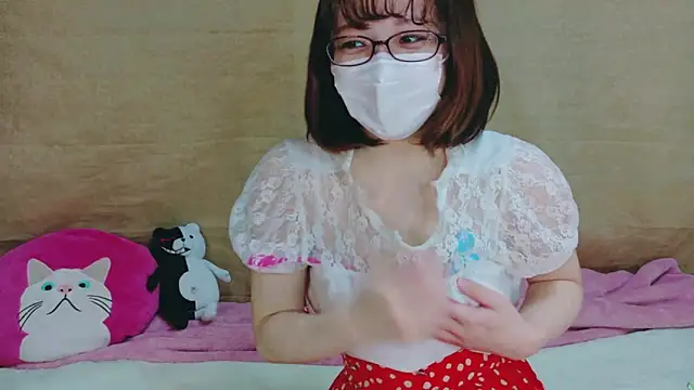 Snapshot of Arisa_san__ chatting on December 12, 10:13 am Arisa san online show from December 12, 10:13 am