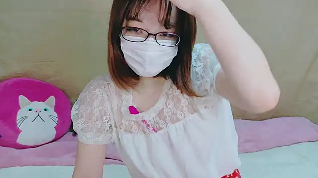 Snapshot of Arisa_san__ chatting on January 11, 10:18 pm Arisa san online show from January 11, 10:18 pm