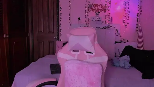 gabyye capprins online show from November 14, 12:03 am