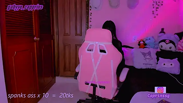 gabyye capprins online show from January 15, 12:36 am