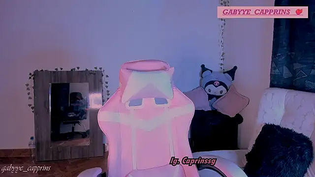 gabyye capprins online show from March 29, 1:07 am