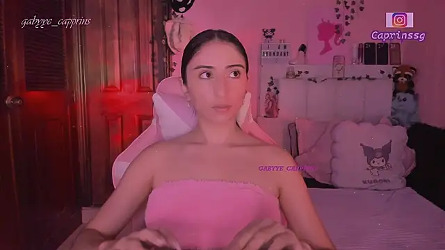 gabyye capprins online show from February 19, 12:29 am