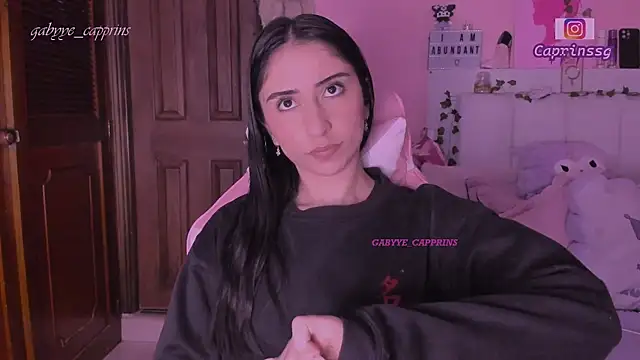 gabyye capprins online show from February 16, 12:31 am