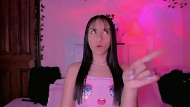 gabyye capprins online show from November 7, 12:26 am