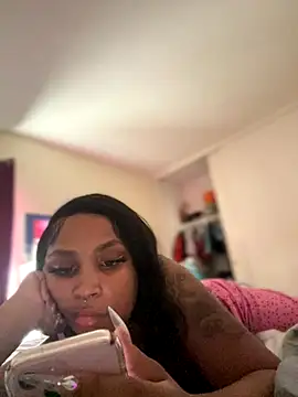 Snapshot of Jayhoney25 chatting on September 23, 6:26 pm Jayhoney25 online show from September 23, 6:26 pm