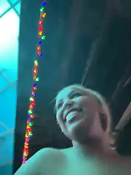 Snapshot of Jayhoney25 chatting on December 19, 11:46 pm Jayhoney25 online show from December 19, 11:46 pm