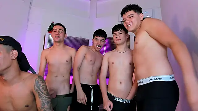 Boys Wallen online show from December 17, 8:25 pm