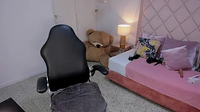 ela beli online show from April 10, 11:34 pm