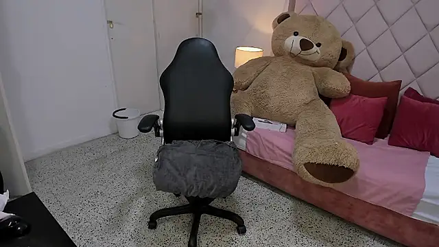 ela beli online show from March 4, 10:39 pm