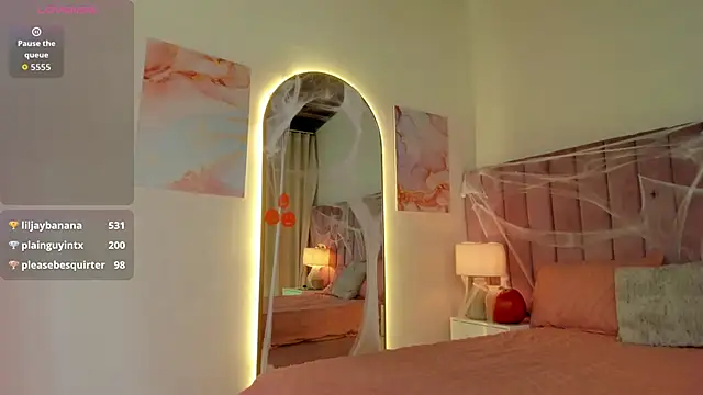 SweetGirl       online show from October 19, 11:40 pm