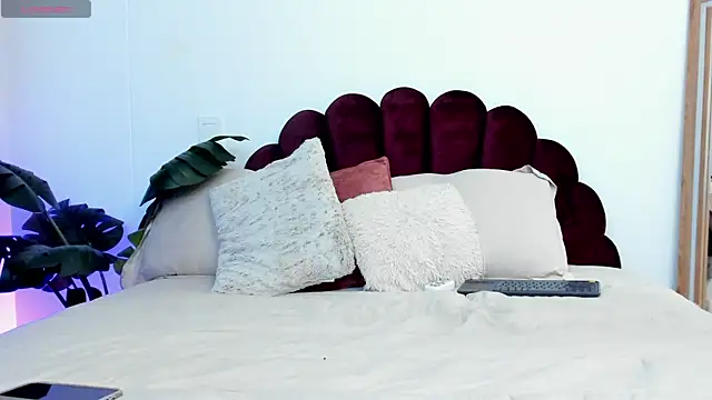 SweetGirl       online show from January 9, 10:11 am