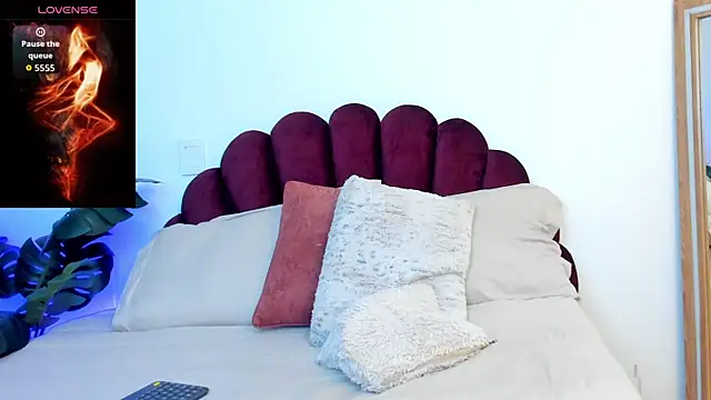 SweetGirl       online show from January 18, 9:56 am