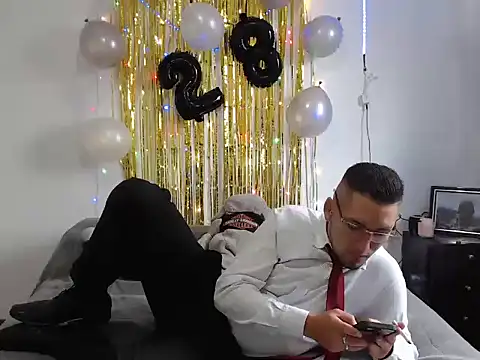 Snapshot of Jeiison_duf chatting on November 28, 6:08 pm Jeiison duf online show from November 28, 6:08 pm