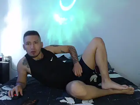 Snapshot of Jeiison_duf chatting on November 18, 12:52 pm Jeiison duf online show from November 18, 12:52 pm