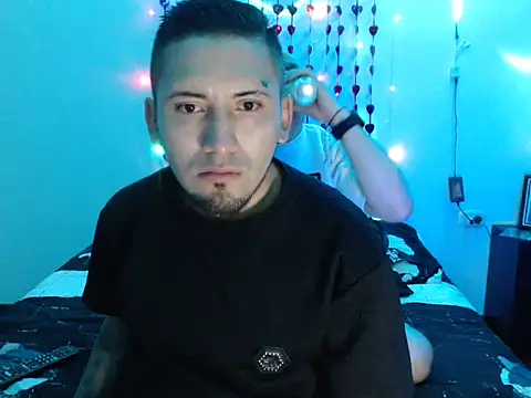 Snapshot of Jeiison_duf chatting on November 23, 1:04 am Jeiison duf online show from November 23, 1:04 am