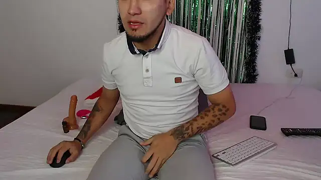 Snapshot of Jeiison_duf chatting on December 19, 3:03 pm Jeiison duf online show from December 19, 3:03 pm