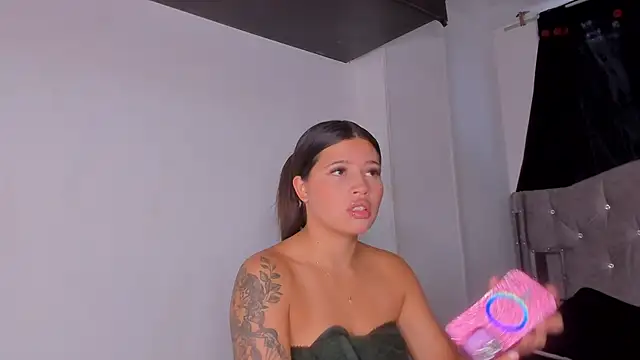 game with lesbians  online show from December 19, 11:34 am