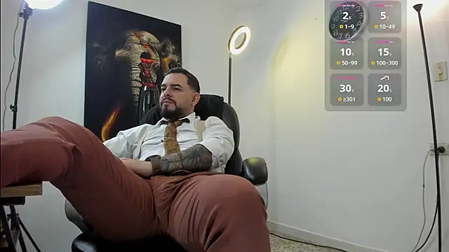 Ethan Castellano online show from October 30, 4:00 am