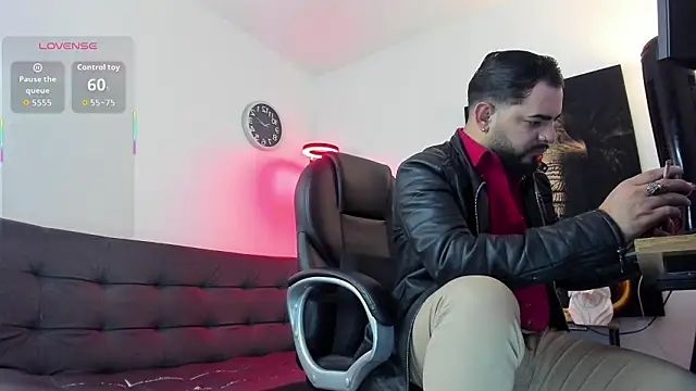 Ethan Castellano online show from February 24, 9:26 pm