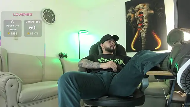 Ethan Castellano online show from February 2, 9:36 pm