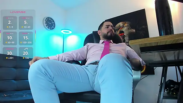 Ethan Castellano online show from February 27, 8:30 pm