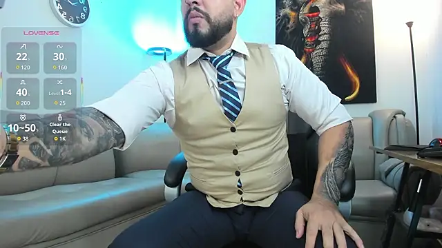 Ethan Castellano online show from February 12, 8:30 pm