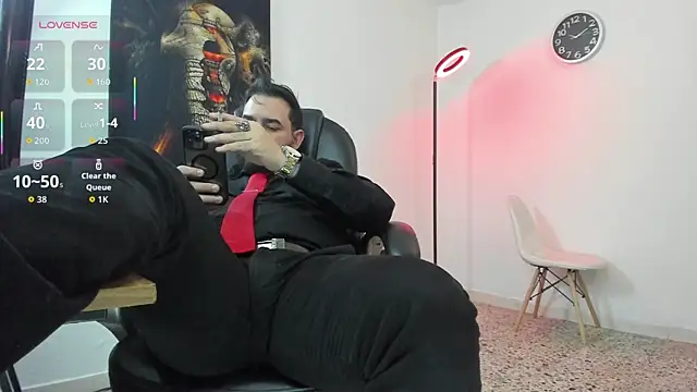 Snapshot of Ethan_Castellano chatting on October 6, 9:26 pm Ethan Castellano online show from October 6, 9:26 pm