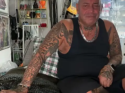 joeytatts66 online show from November 20, 2:12 am