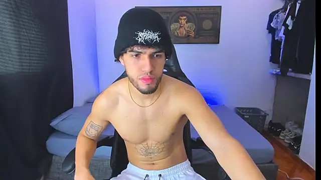 Snapshot of daddy_jhons chatting on November 16, 6:12 pm daddy jhons online show from November 16, 6:12 pm